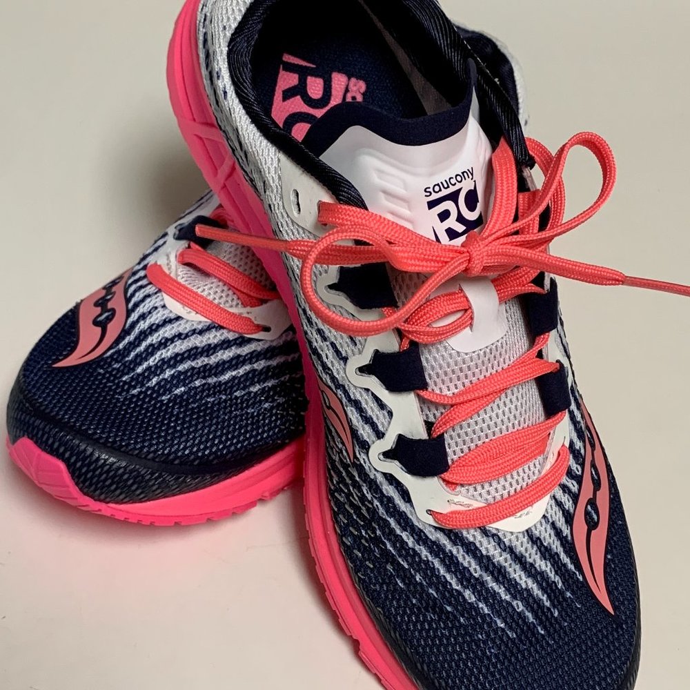 Saucony Women's Type A9 Running Shoe size 7